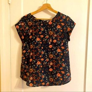Floral Top with Pocket